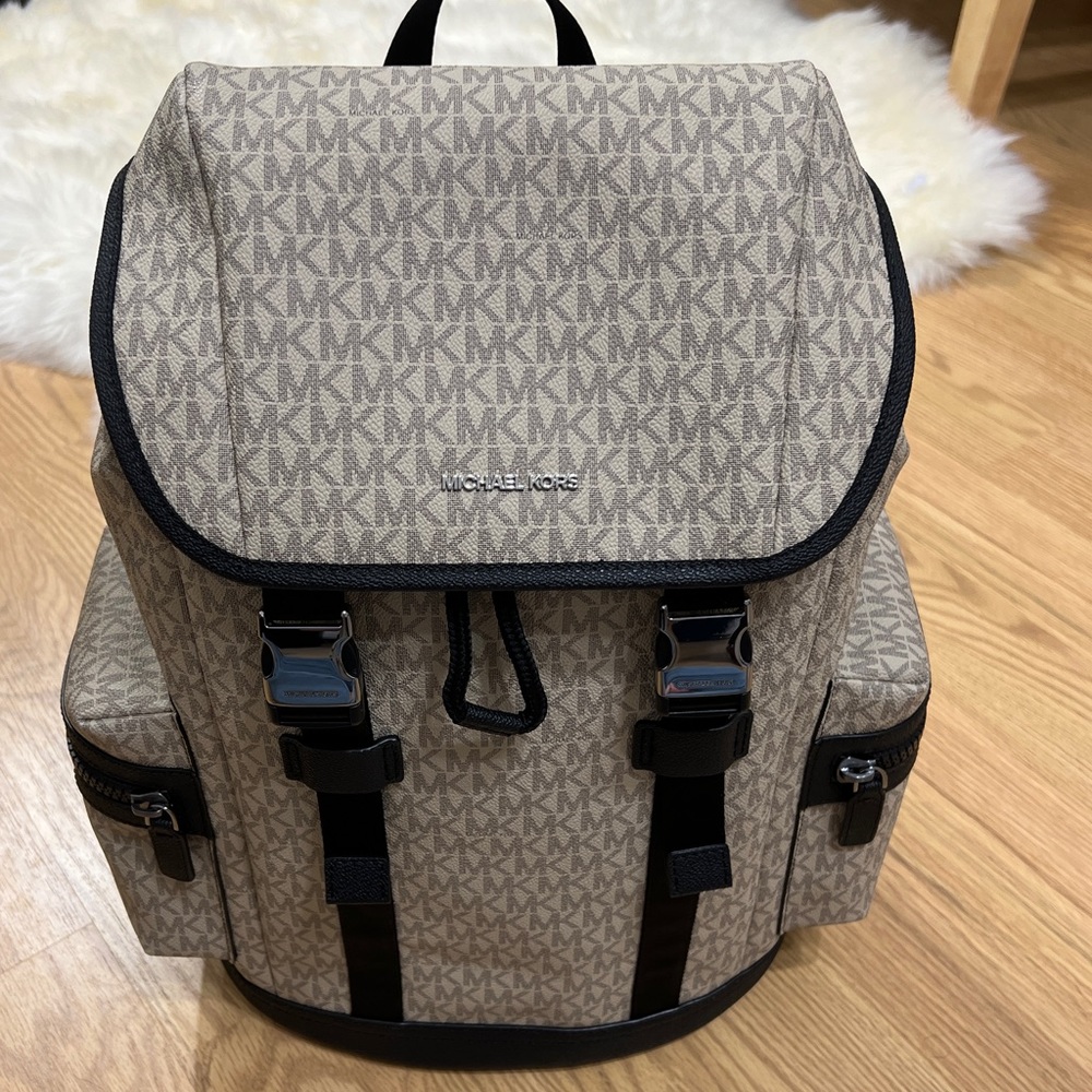 Michael Michael Kors Cooper Hemp/Brown Large Utility Pocket Backpack